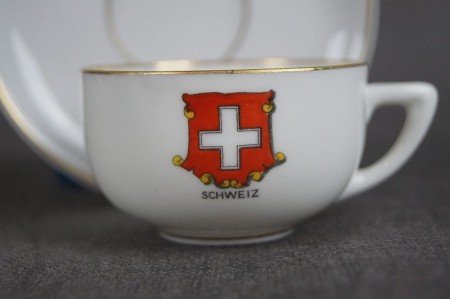 Porcelanowa filiżanka do espresso herb Szwjcarii
