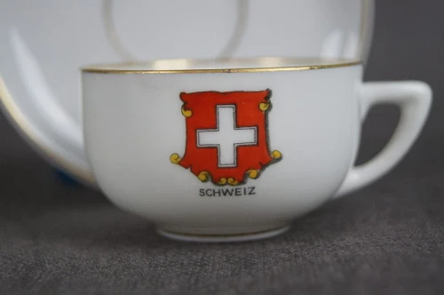 Porcelanowa filiżanka do espresso herb Szwjcarii