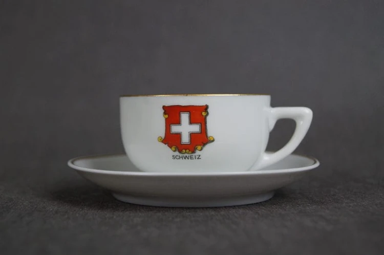 Porcelanowa filiżanka do espresso herb Szwjcarii