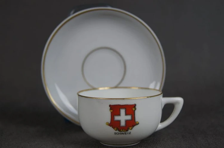 Porcelanowa filiżanka do espresso herb Szwjcarii