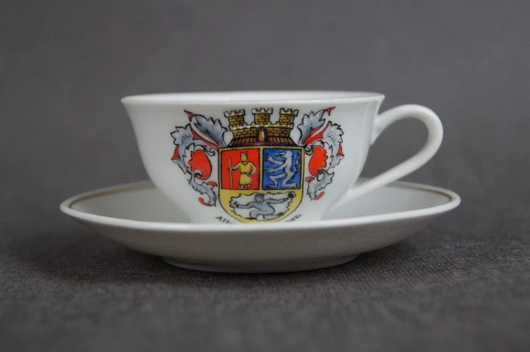 Porcelanowa filiżanka do kawy herb Altenberg