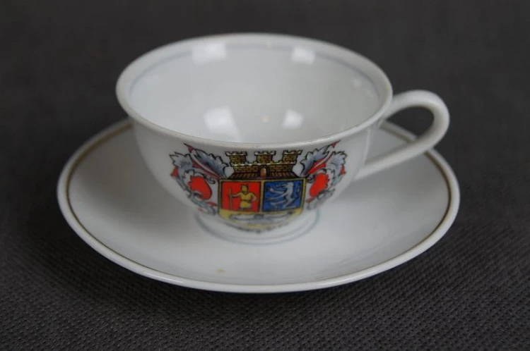 Porcelanowa filiżanka do kawy herb Altenberg