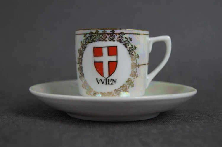 Porcelanowa filiżanka do kawy herb Wien