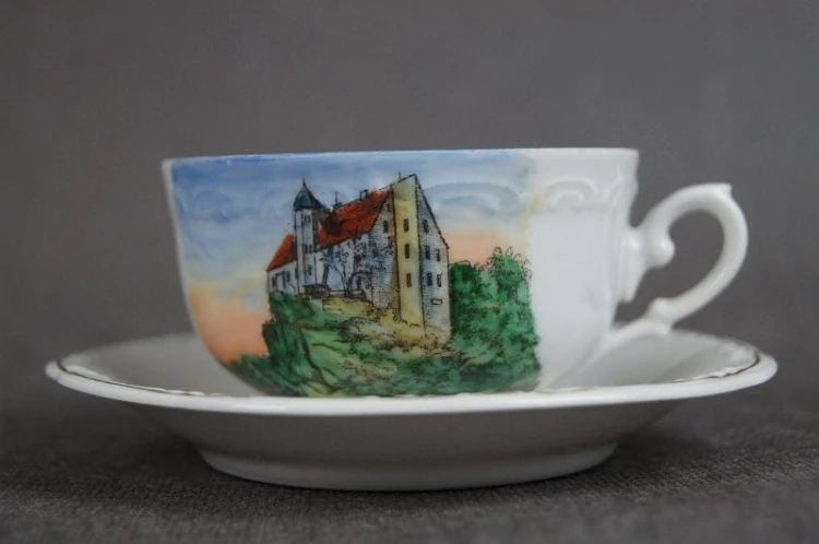 Porcelanowa filiżanka do kawy zamek Hohstein