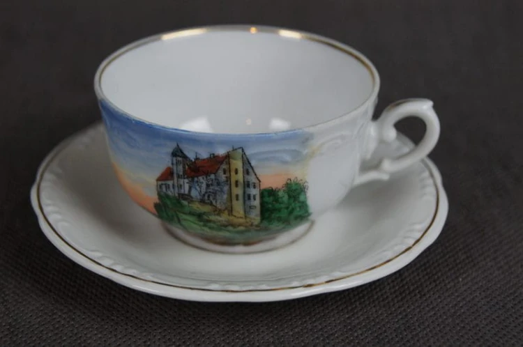 Porcelanowa filiżanka do kawy zamek Hohstein