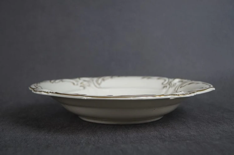 Porcelanowa różana ozdobna patera