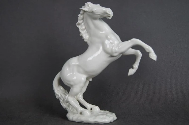 Koń biała porcelanowa figura Hutschenreuther