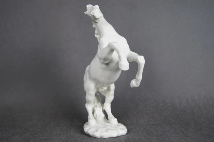 Koń biała porcelanowa figura Hutschenreuther