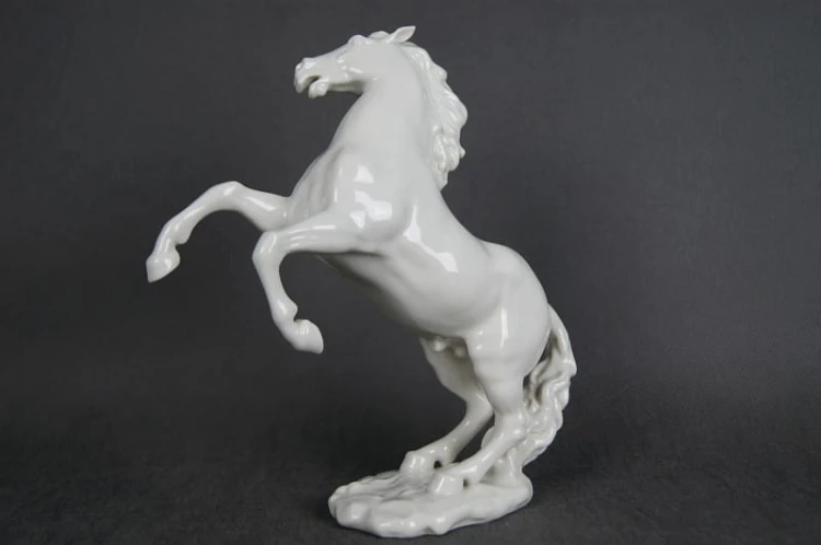 Koń biała porcelanowa figura Hutschenreuther