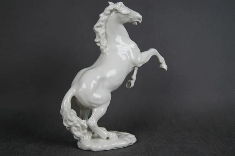 Koń biała porcelanowa figura Hutschenreuther
