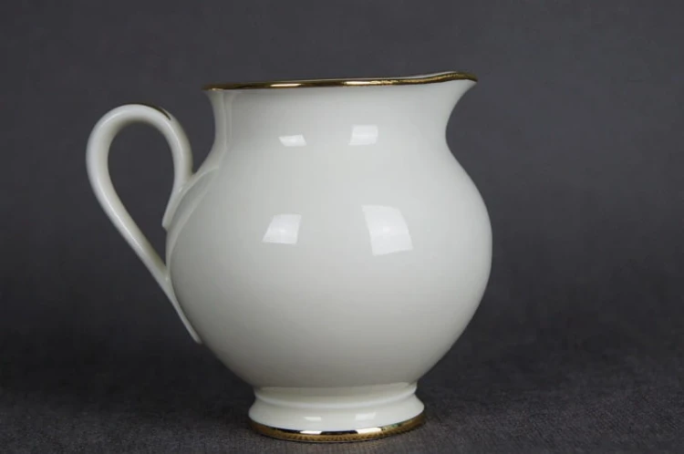 Serwisowy mlecznik porcelana Furstenberg Księżna Goldring