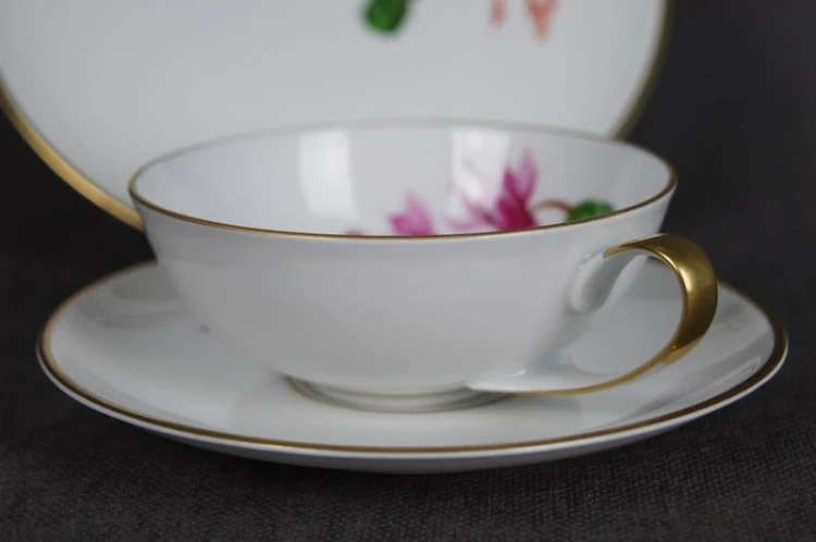 Śniadaniówka kwiat Cyklamen porcelana Hutschenreuther