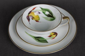 Śniadaniówka do herbaty z kwiatem storczyka Hutschenreuther 