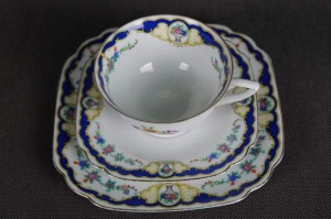 Zestaw śniadaniowy o nietypowych kształt i dekoracjach Zeh Scherzer