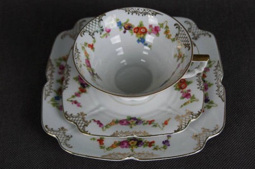 Wyśmienity zestaw śniadaniowy porcelana Bayer Ostmark