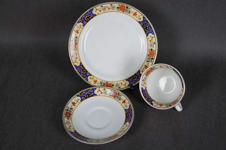Angielski zestaw śniadaniowy Semi Porcelain