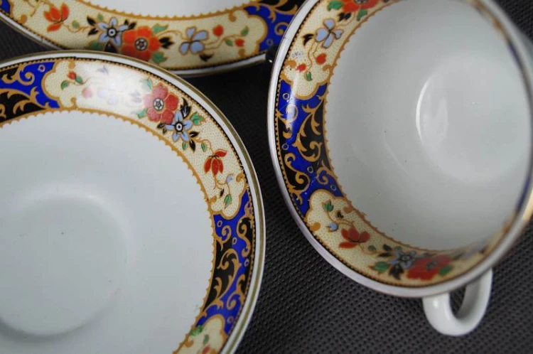 Angielski zestaw śniadaniowy Semi Porcelain