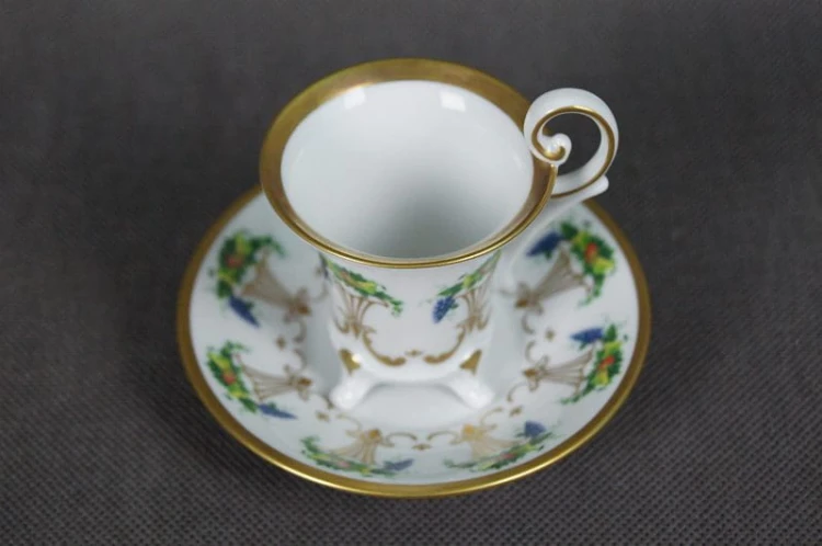 Urocze espresso na nóżkach porcelana Weimar