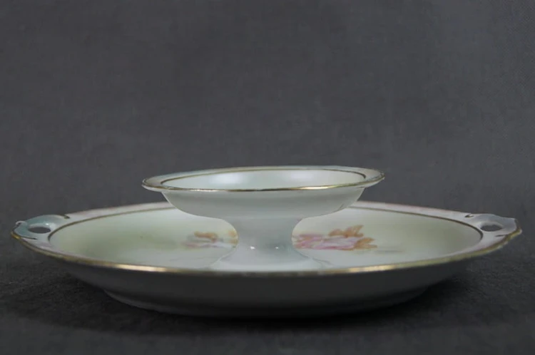 Secesyjna piętrowa porcelanowa patera środek stołu