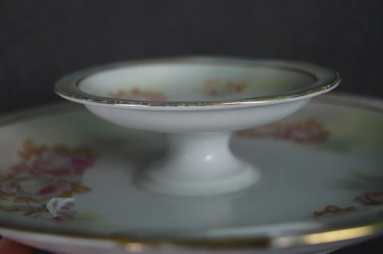 Secesyjna piętrowa porcelanowa patera środek stołu