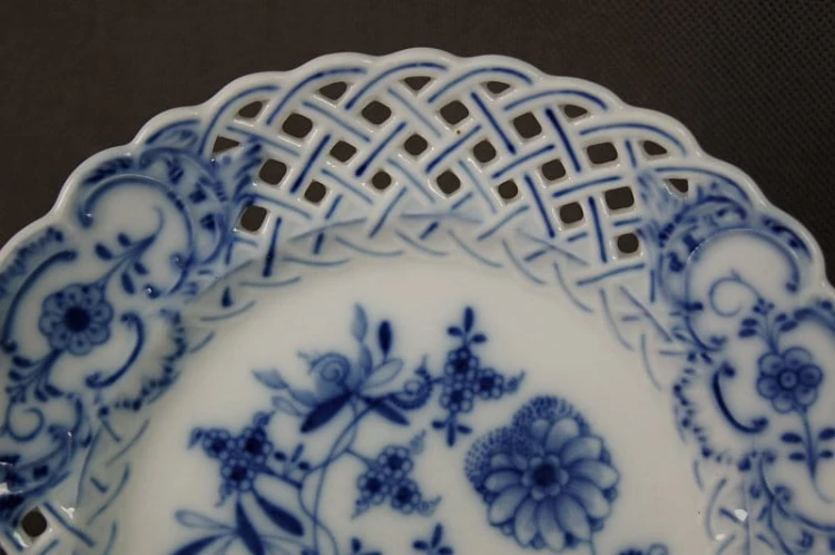 Wzór cebulowy ażurowa patera talerz porcelana Meissen