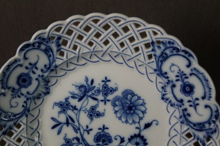 Ażurowa patera talerz wzór cebulowy porcelana Meissen