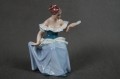 Dama ze zwierciadłem figura porcelanowa Royal Dux