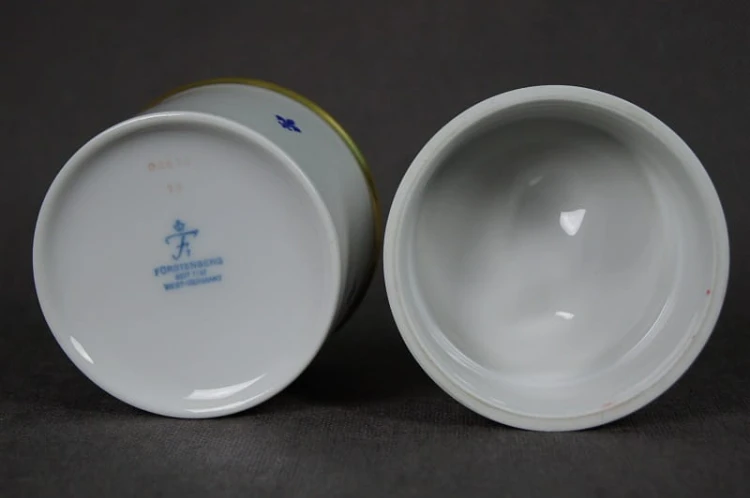 Duża bombonierka Porcelana Furstenberg z medalionem