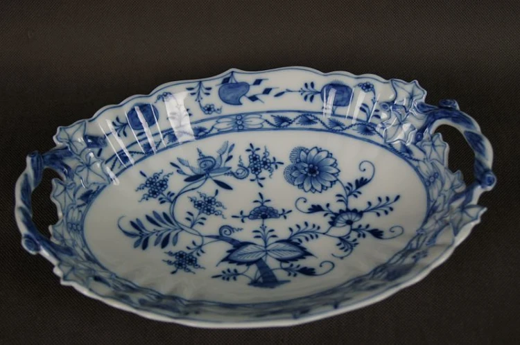 Duży koszyk wzór cebulowy porcelana Meissen