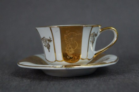 Porcelanowa filiżanka ze spodkiem do espresso