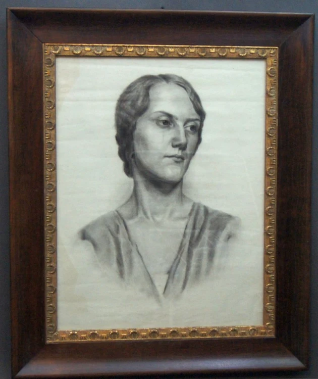 Finezyjny portret majestatycznej kobiety