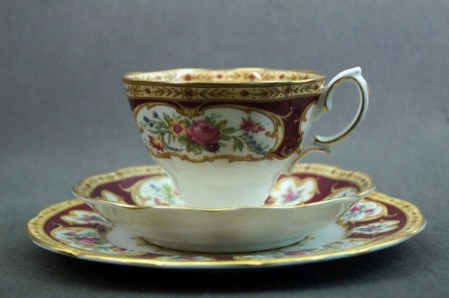 Royal Albert mod. Lady Hamilton zestaw śniadaniowy 1