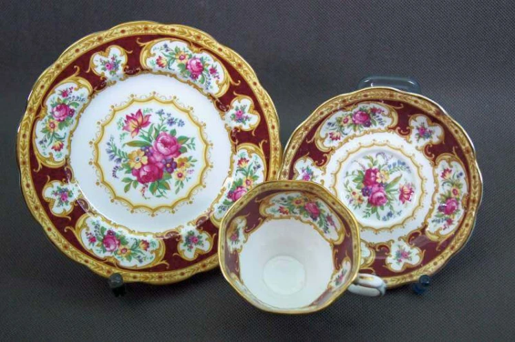 Royal Albert mod. Lady Hamilton zestaw śniadaniowy 2