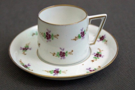 Porcelana Jager & Co stara filiżanka ze spodkiem do kawy