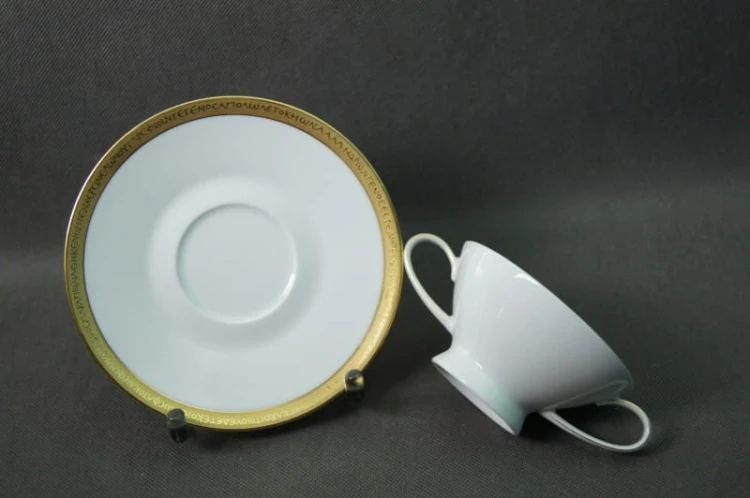 Eleganckie bulionówki 8 sztuk porcelana Rosenthal