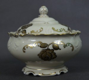 Porcelana Krister Szlachetna bombonierka piękne złocenia