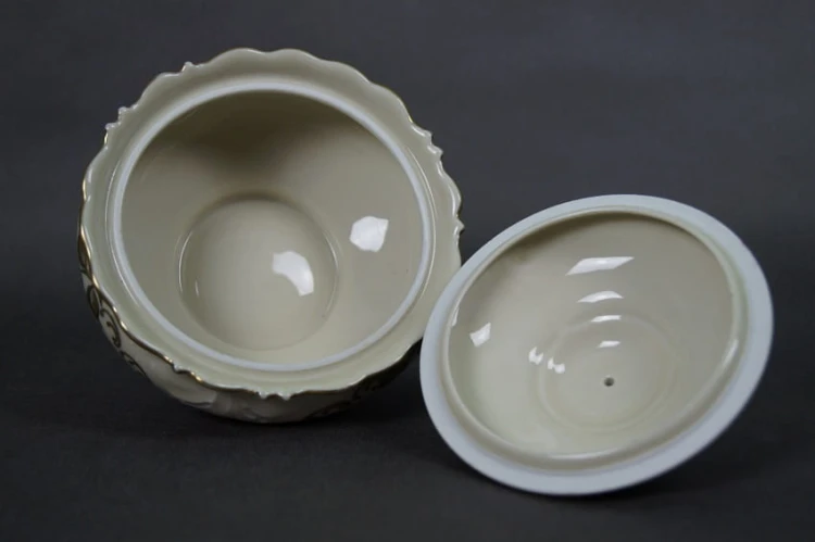 Porcelana Krister Szlachetna bombonierka piękne złocenia