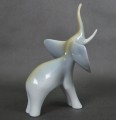 Słoń figurka z lat 60 węgierska porcelana Hollohaza