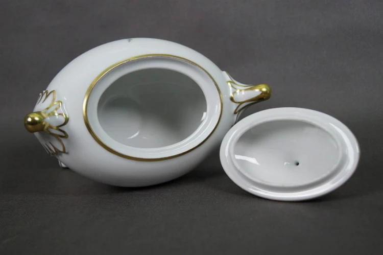 Porcelana Kaiser duża bomboniera kwiatowa piękność