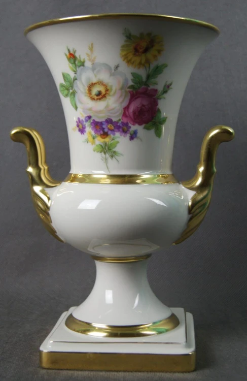 Kraterowy wazon Lindner porcelanowy unikat barwne kwiaty i złocenia