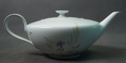 Serwisowy dzbanek do herbaty imbryk Lorenz Hutschernreuther