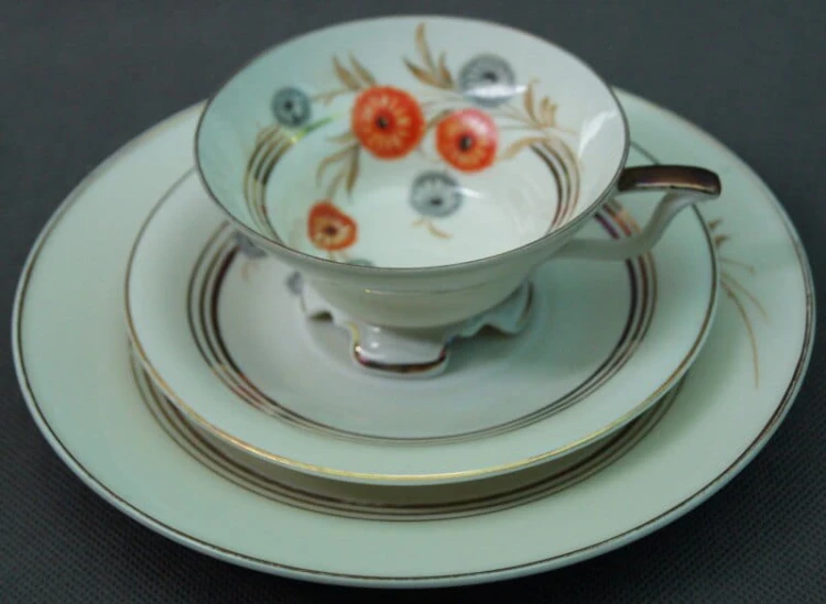 Tiefenfurt Tuppack porcelanowy zestaw śniadaniowy