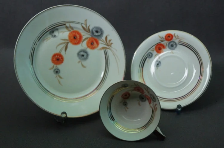 Tiefenfurt Tuppack porcelanowy zestaw śniadaniowy