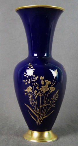 Kobaltowy wazon Lindner złote kwiaty