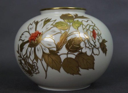 Wazon elfenbein ręcznie malowany - niemiecka porcelana Volkstedt