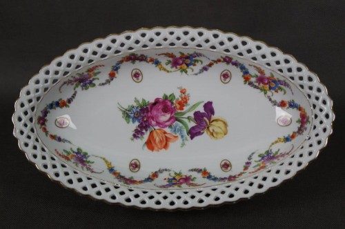 Barwna podłużna patera w ażurach porcelana Carl Schumann