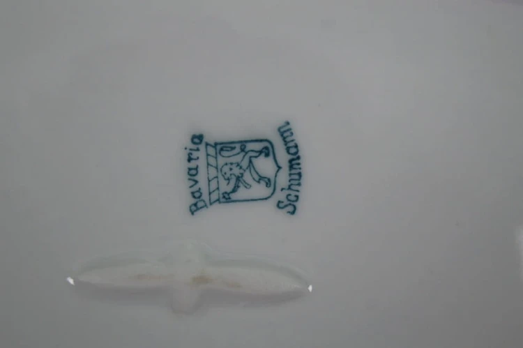 Barwna podłużna patera w ażurach porcelana Carl Schumann