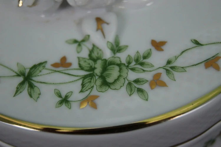 Hollohaza porcelana z Węgier - Wyjątkowa bomboniera dla kolekcjonera