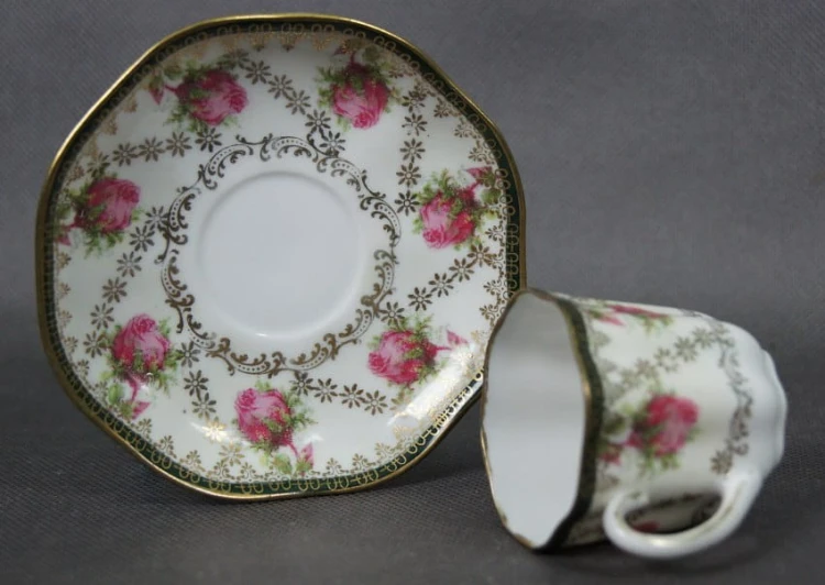 Różana filiżanka do espresso przedwojenna porcelana