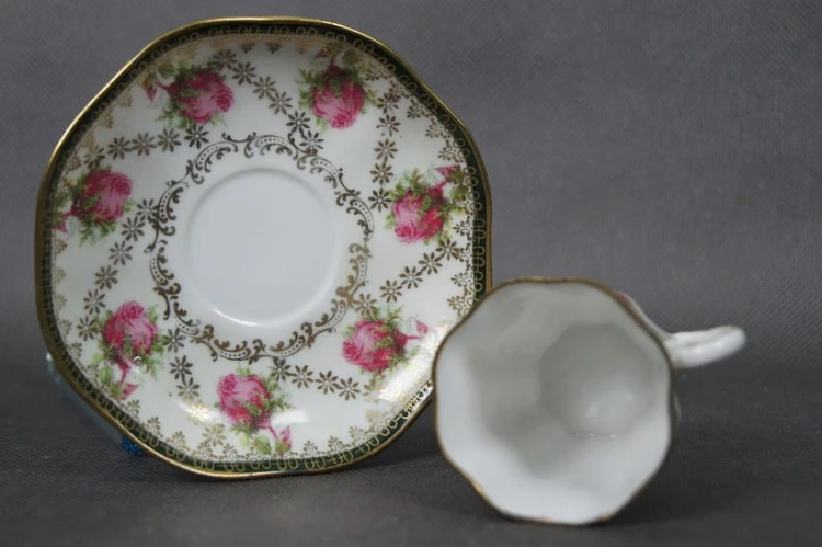 Różana filiżanka do espresso przedwojenna porcelana
